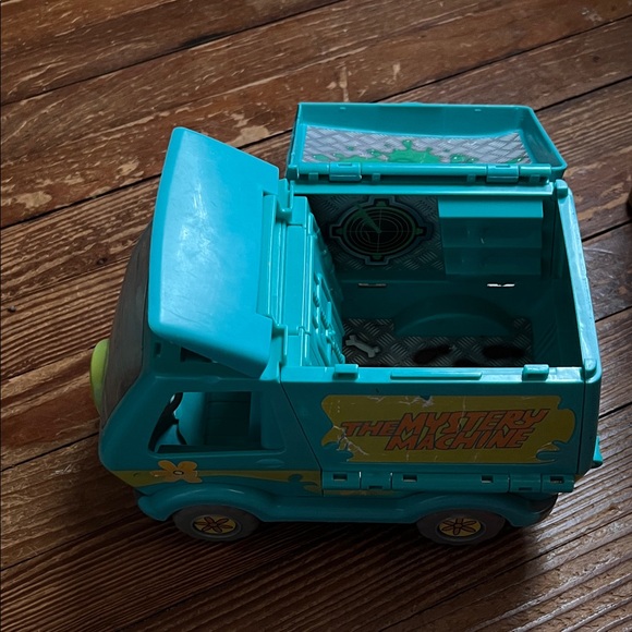 Scooby doo Mystery Machine Van - Picture 2 of 6